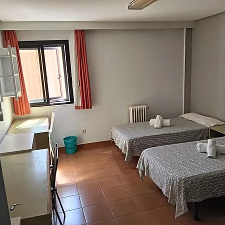 Residencia Universitaria Aula Rector Hostal *